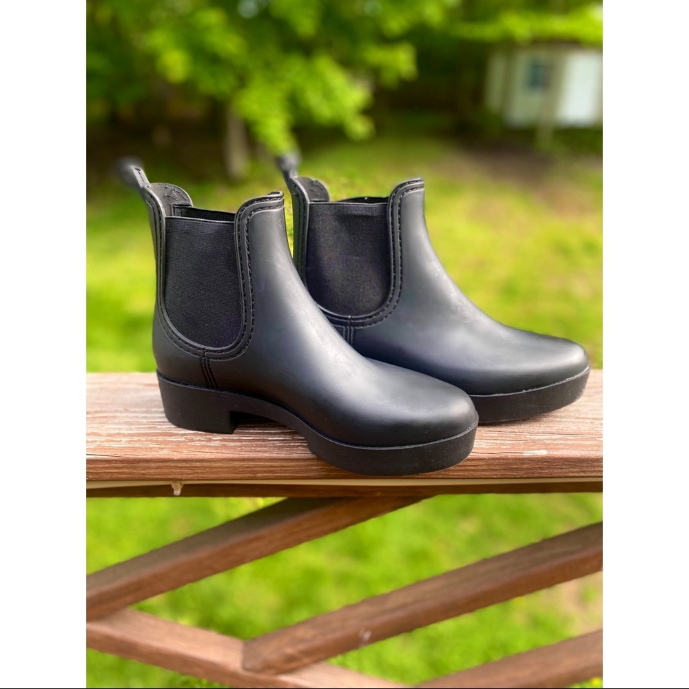 ✨SOLD✨Jeffery Campbell Hydra Platform Rain Boots